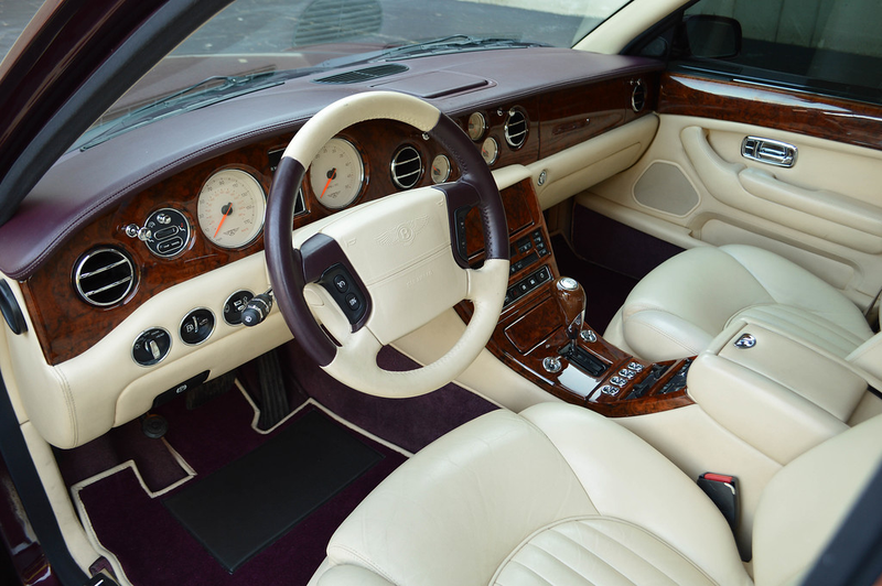Illustration for article titled Why Buy A Hyundai Equus When You Can Get A Bentley Instead?